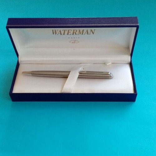 Waterman pen with luxury case like new, silver stainless steel
