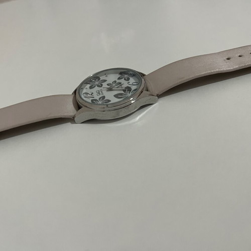 Q&Q women's watch new