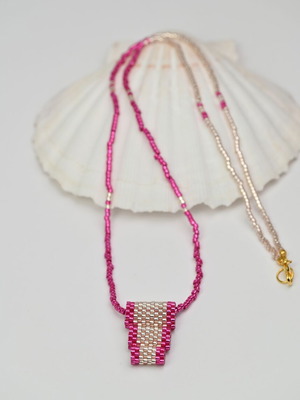 Necklace in fuchsia and gold color custom made