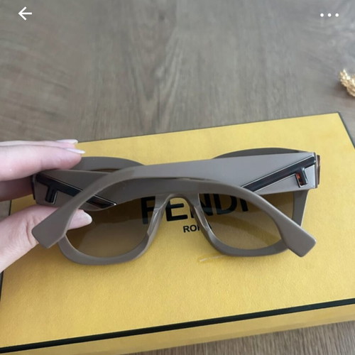 Fendi sunglasses beige old money style