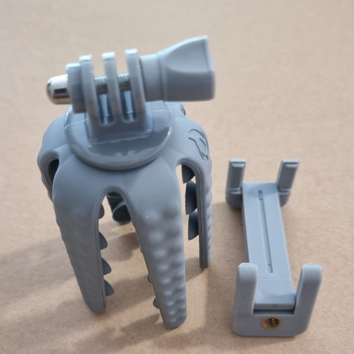 Celly Squiddy Flexible Mini Tripod new for smartphone and action cam