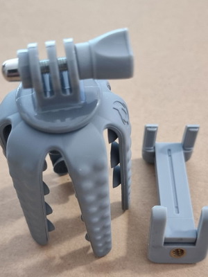 Celly Squiddy Flexible Mini Tripod new for smartphone and action cam