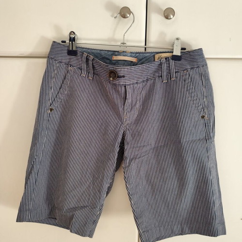 Gap βερμούδα ν26 small σαν καινούργιο