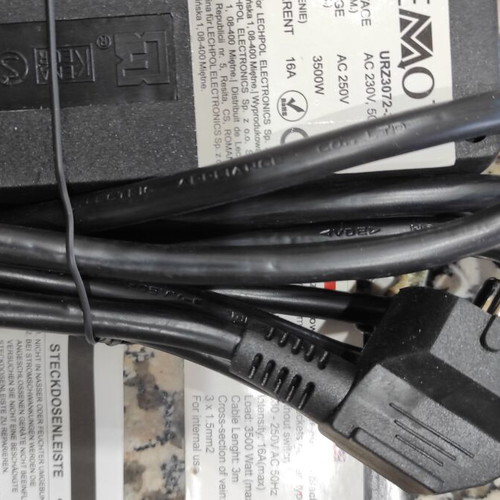 Black power strip 4 sockets with 3-meter cable 3x1.5mm