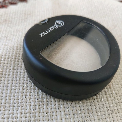 Flomar eyeshadow new sealed, large quantity