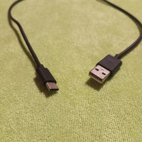 USB to Type-C Charging and Data Cable like new, 55cm