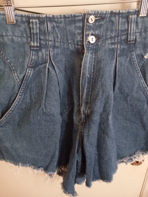 Vintage high-waisted denim shorts used, size XL, blue