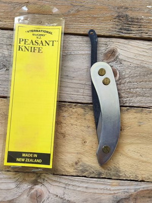 Svord Peasant folding knife with aluminum handle