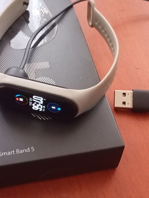 Mi Smart Band 5 activity tracker used