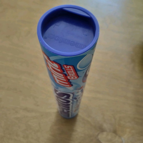 Mentos box like new with 6 packs