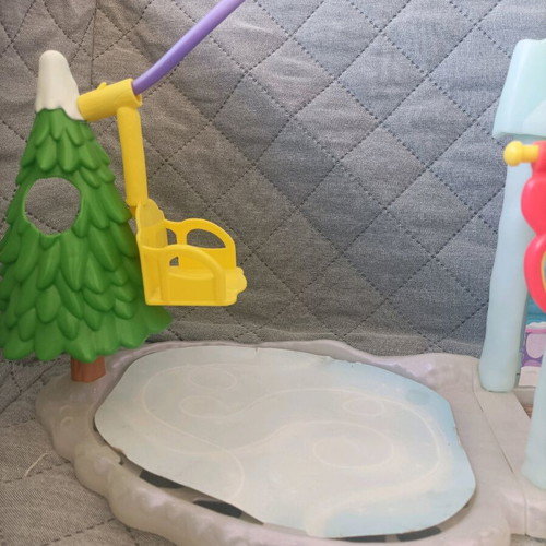 Mattel Enchantimals Miniature Ski Chalet toy used