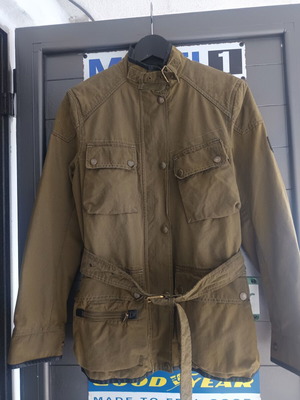 Jacket Belstaff like new, green, size S, shoulder 40 cm