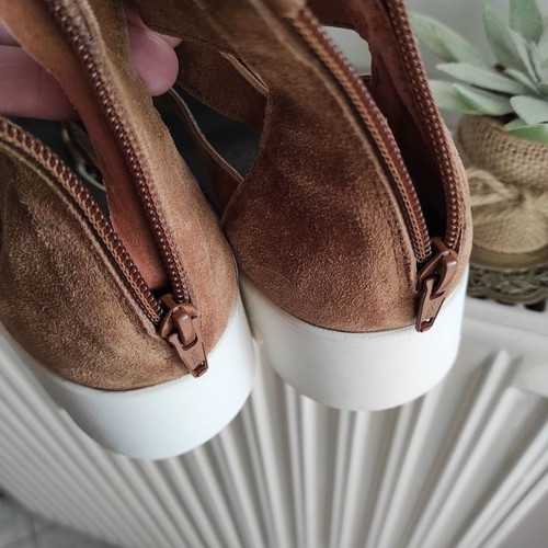 Italian leather sandals new size 39 brown