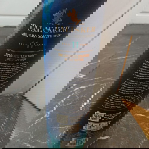 Колекционерска кутия Talisker на 11 години в отлично състояние