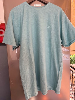 Quicksilver T-shirt