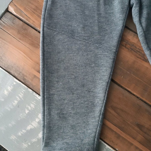 Orchestra boy's joggers size 4 years like new, navy blue