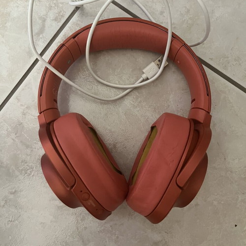 Sony headphones wireless used with noise cancelling