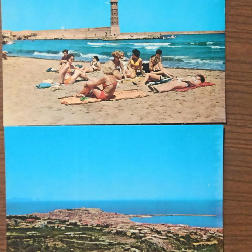 Collectible postcards like new, set of 16 with landmarks