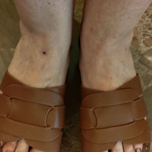 Flat sandals brown like new, size 39, flip-flops style