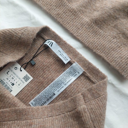 Zara knitted set with shorts new, size L, beige