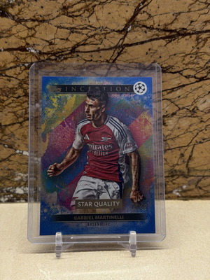 2025 Topps Inception UCC ποδοσφαιρική κάρτα Star Quality Gabriel Martinelli μπλε /49