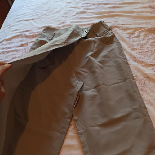 Women's pants like new, size small, light gray