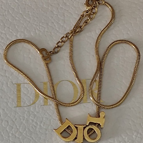 Dior DIO(R) Evolution Gold Plated Necklace like new