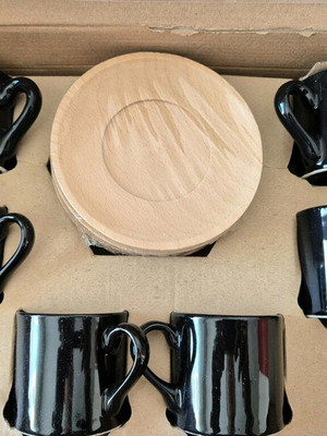 Ceramic coffee set new, 6 cups with wooden saucers