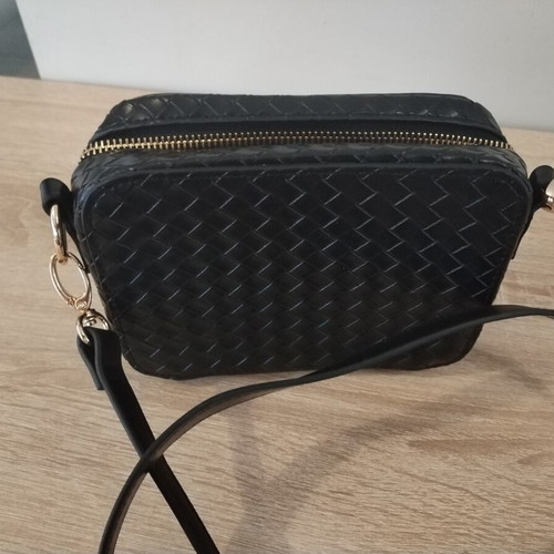 River Island crossbody bag new, black
