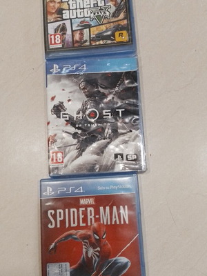 Ps4 like new games Grand Theft Auto V, Ghost of Tsushima, Spider-Man