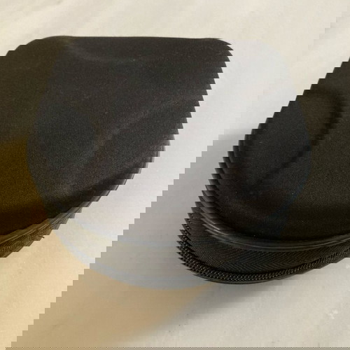 Semi-rigid portable CD box as new