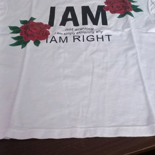 Women's t-shirts used, pack of 4, in very good condition
