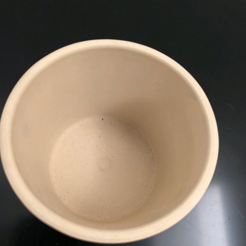 Beige vase like new