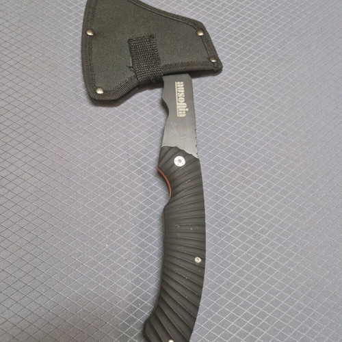 Ausonia 32cm multitool axe new with non-slip handle