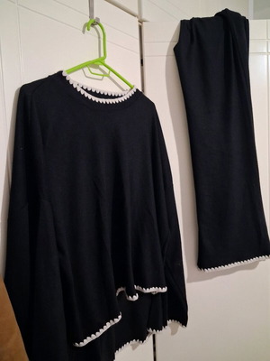 Knitted set black like new