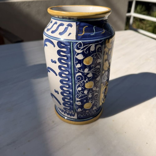 Italian Albarello Simonetti Castelli ceramic pharmacy jar, like new
