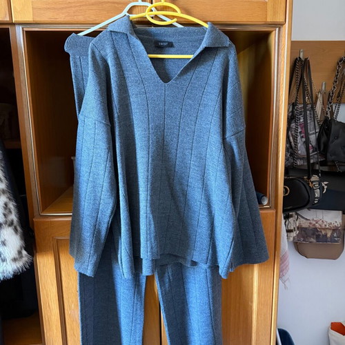 Knitted gray spring set new one size