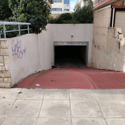 Πάρκινγκ υπόγειο δύο θέσεων με αποθήκη 28 τμ δίπλα σε μέτρο Ελληνικού