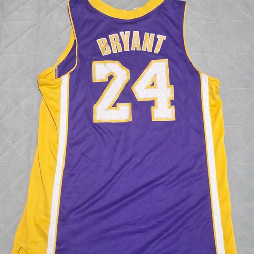 Adidas Kobe Bryant #24 LA Lakers NBA Jersey like new
