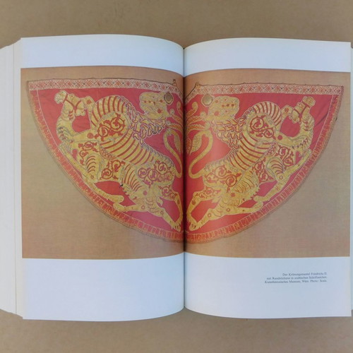 Die grossen der Weltgeschichte third volume, German edition, good condition