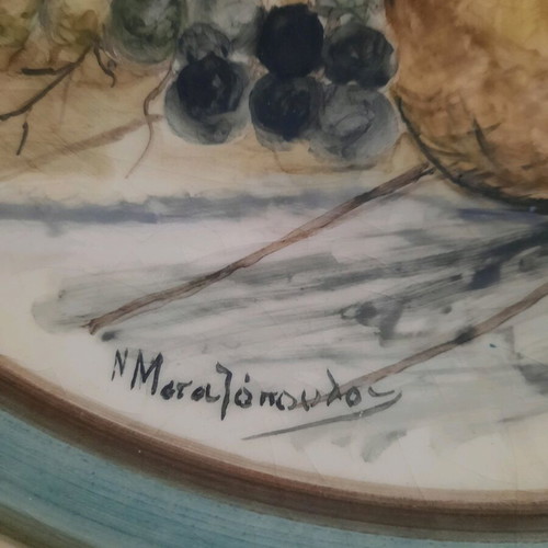 Ceramic wall plate handmade, like new, basket with fruits
