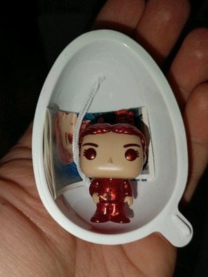 Stranger Things Kinder Joy MaxU/D new with string and paper