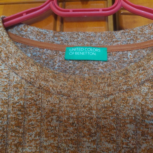 Benetton boxy shirt like new, brown, size M