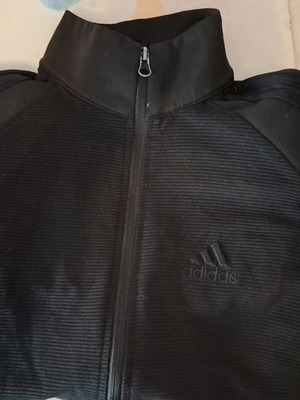 Adidas γυναικείο φούτερ μέγεθος M μεταχειρισμένο, μαύρο