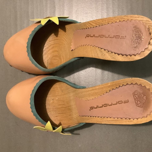 Fornarina summer sandals clogs used No.38 beige on wooden platform