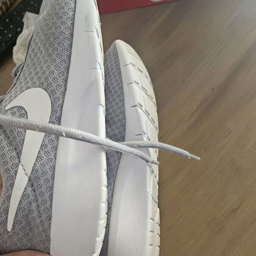 Nike athletic shoes unisex like new, gray, size 34