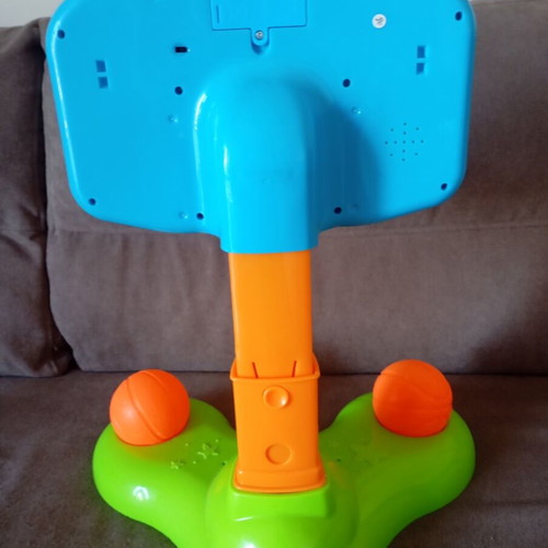 Basketball hoop with sound for babies 12+ months like new