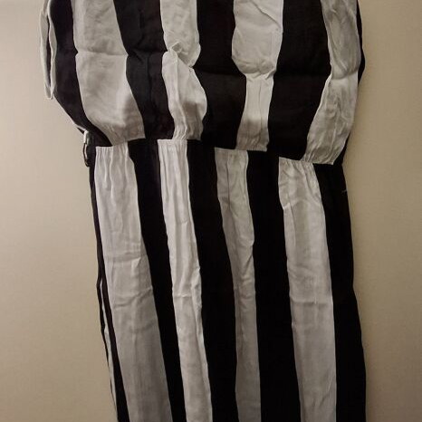 Summer cotton dress with unique strap design, black and white