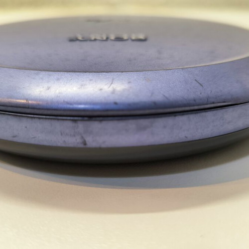 Sony CD Walkman D-E220 ESPMAX used for repair or parts