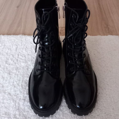 Pull & Bear black boots size 38 like new